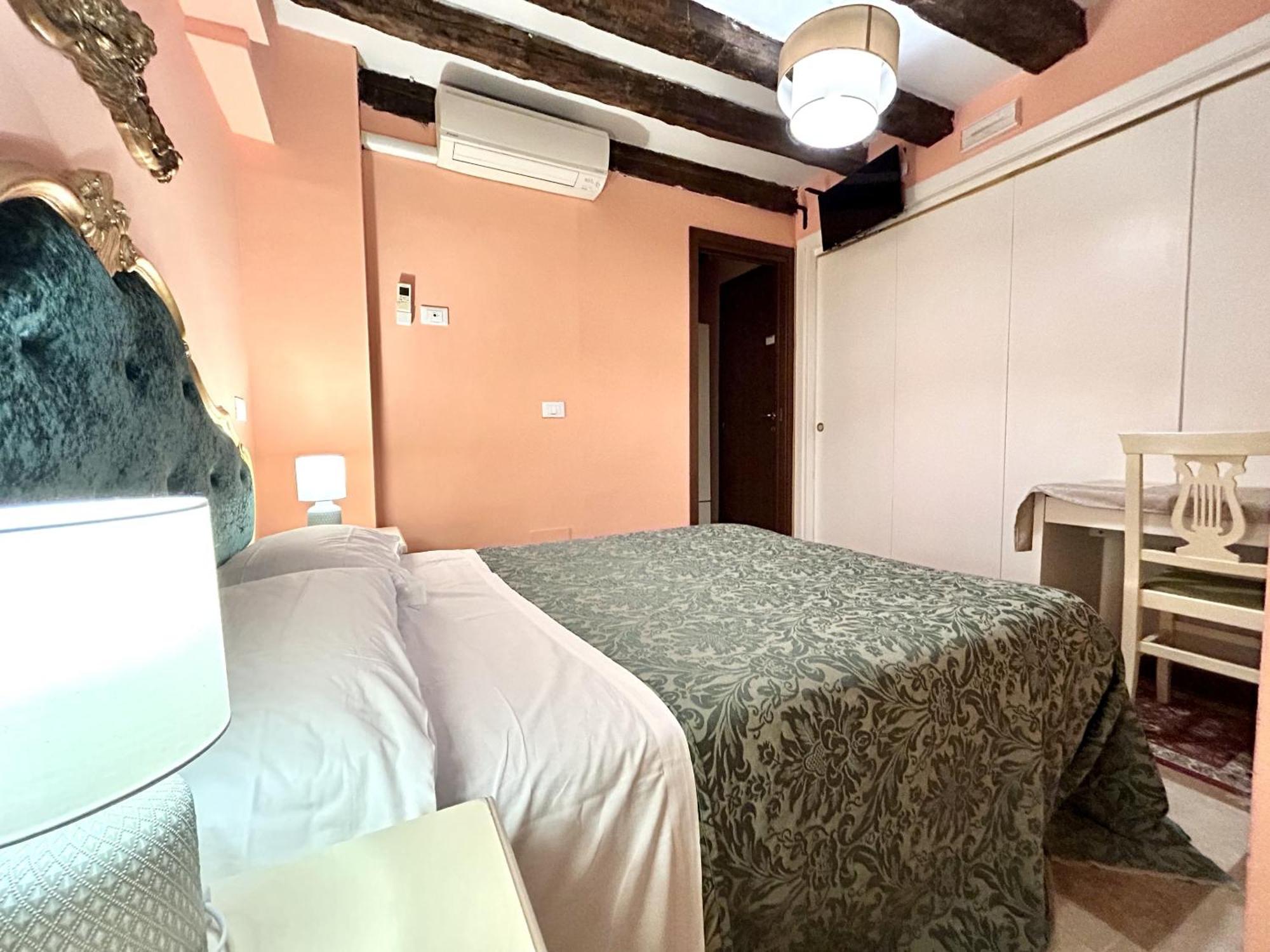 Alloggi Serena Venetië Buitenkant foto